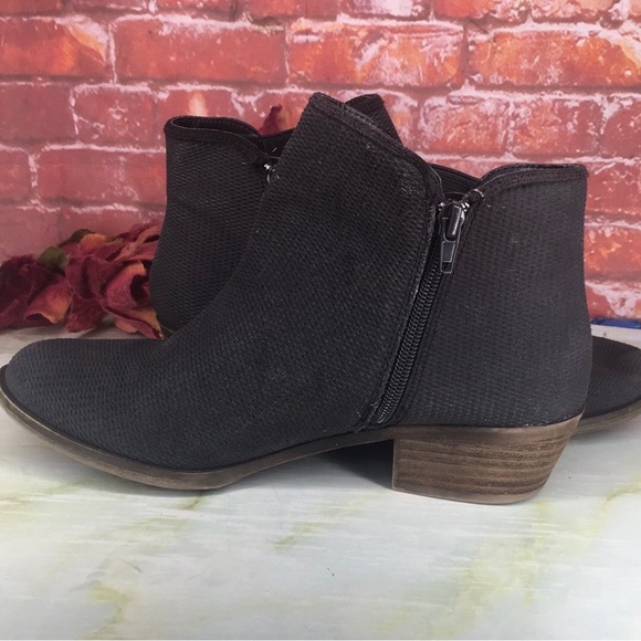 Kensie Gerona Gray Perforated Suede Ankle Boots - Picture 8 of 10